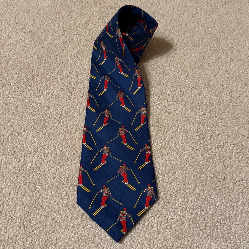 Vintage Gap 100% Silk Downhill Skier Tie‎ Blue Novelty Skiing Winter Sports USA